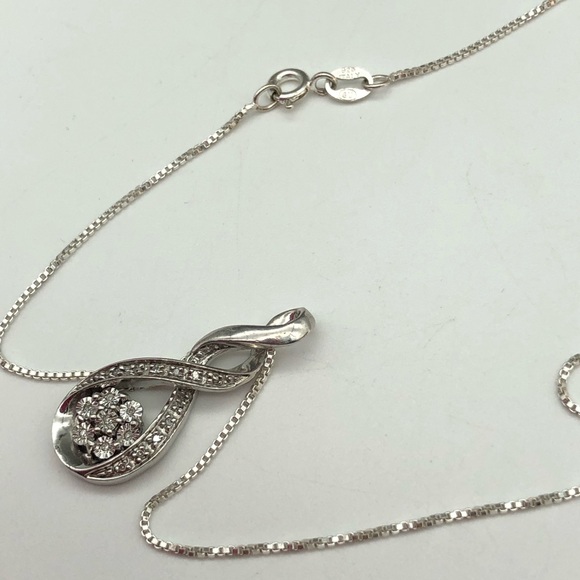 Sterling Silver and Diamond Infinity Ribbon Pendant and Sterling Box chain. - Picture 4 of 5